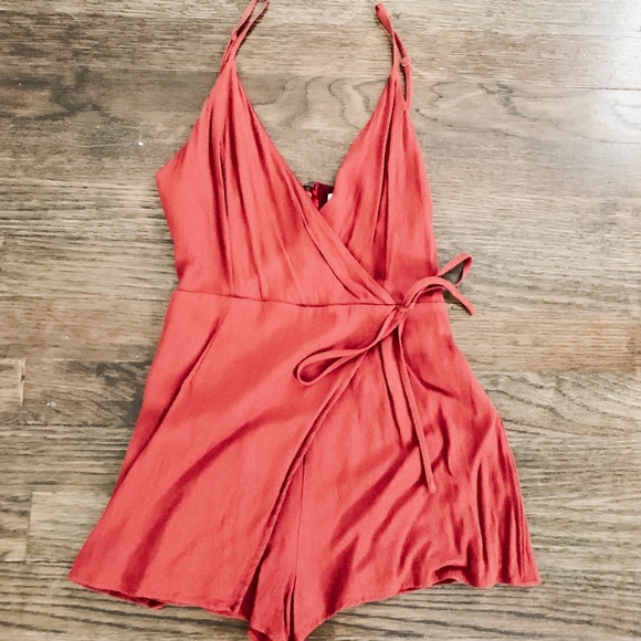 Tobi Other - Tobi - Wrap Style Romper Tobi Other - Tobi - Wrap Style Romper